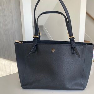 Tory Burch Bucket type bag